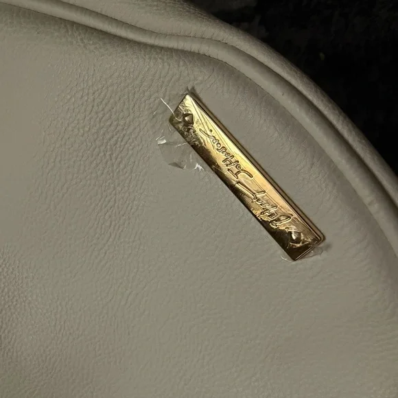 Betsey Johnson Pink and White Tennis Racket Purse 🌟RARE🌟 - Picture 4 of 10